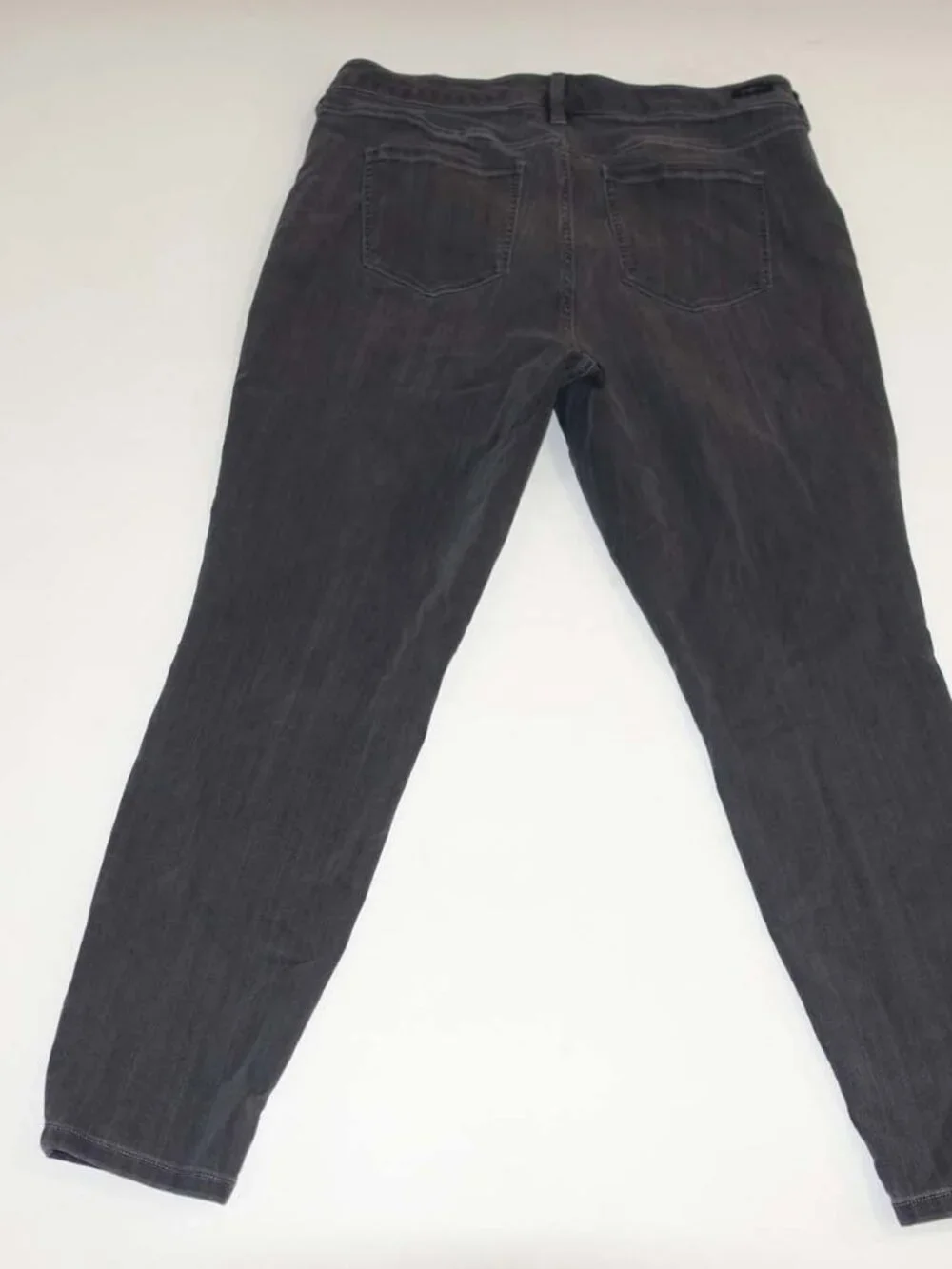 Liverpool Women's Abby Ankle Skinny Jeans Size 18W Gray Mid Rise Stretch Denim
